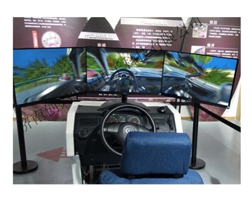 单人三屏毒驾模拟体验